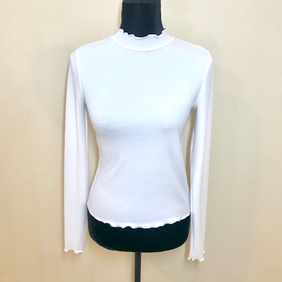 MOCK NECK TOP - Picture 1 of 7